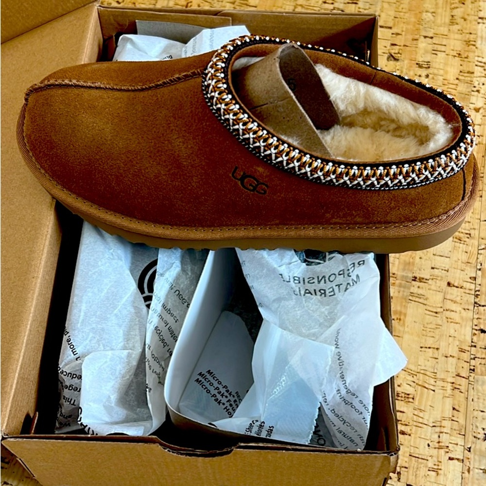 Ugg Tasman Slippers!
